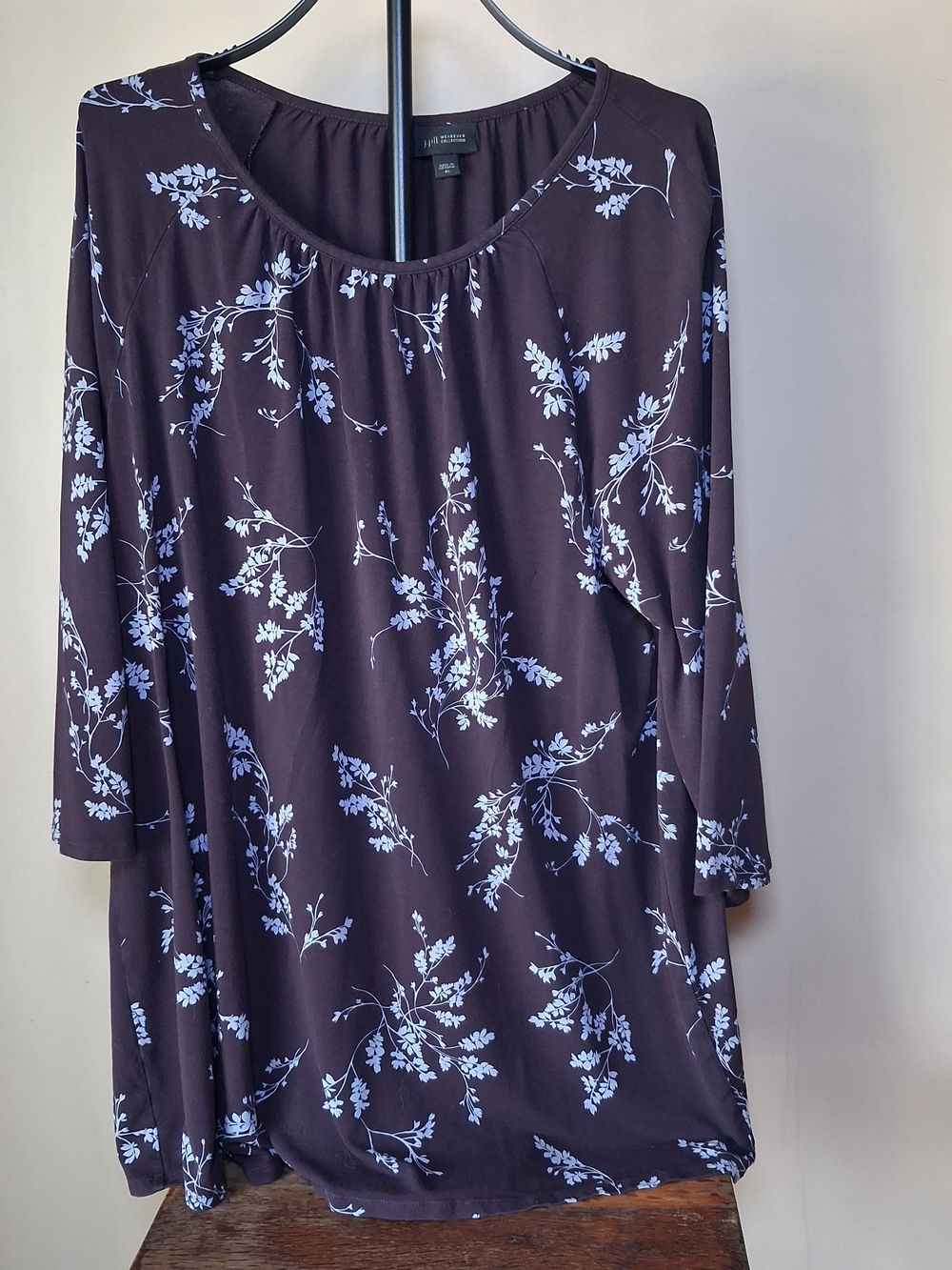 J. Jill Wearever Dark Purple Ballet Neck Floral Print 3/4 Sleeve Tunic; Size XL